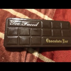 Too Faced Chocolate Bar eyeshadow palette